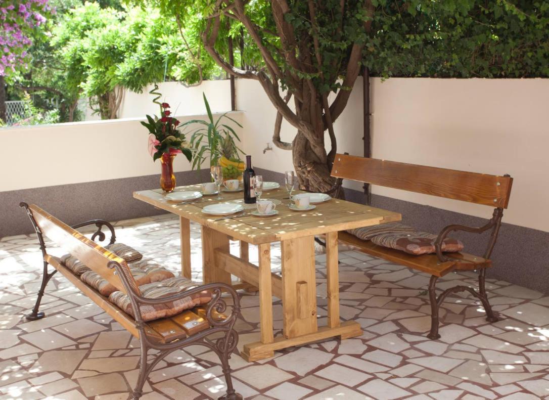Apartments Beautiful Sandy Beach Σπλιτ Εξωτερικό φωτογραφία
