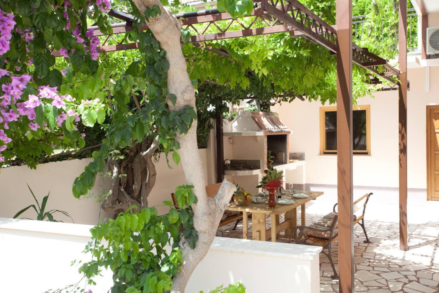 Apartments Beautiful Sandy Beach Σπλιτ Εξωτερικό φωτογραφία