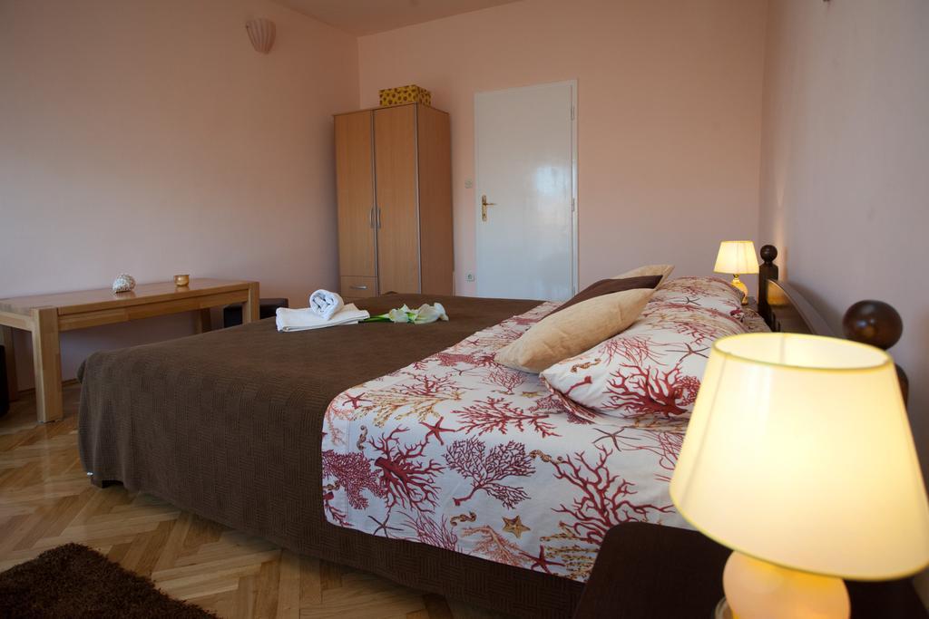 Apartments Beautiful Sandy Beach Σπλιτ Δωμάτιο φωτογραφία