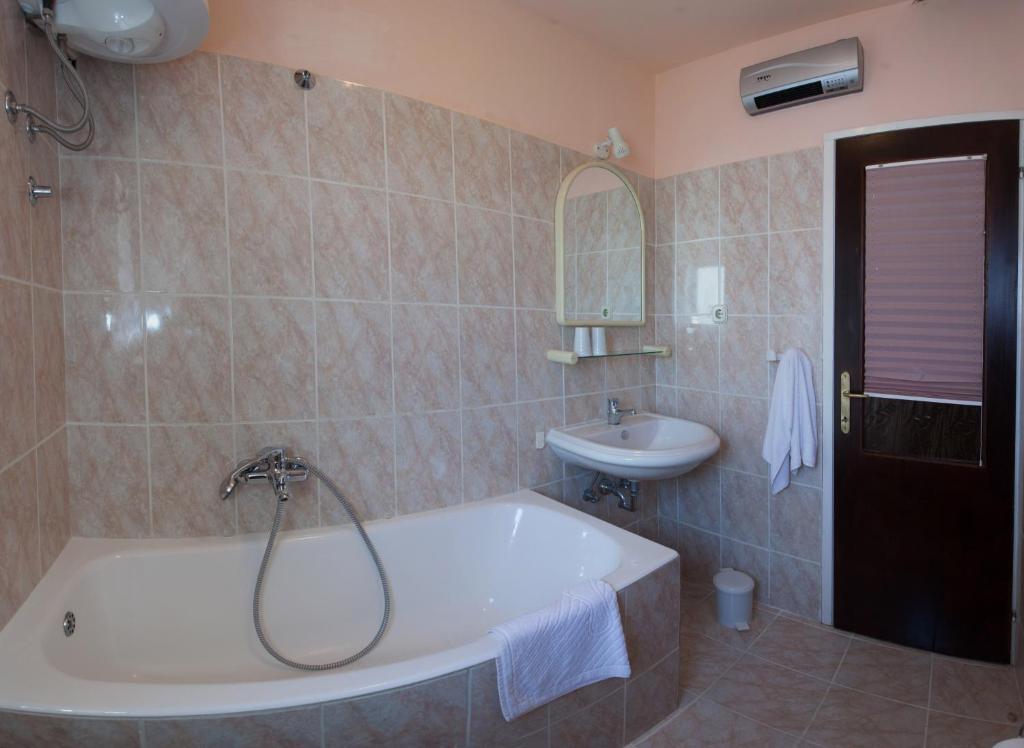 Apartments Beautiful Sandy Beach Σπλιτ Δωμάτιο φωτογραφία