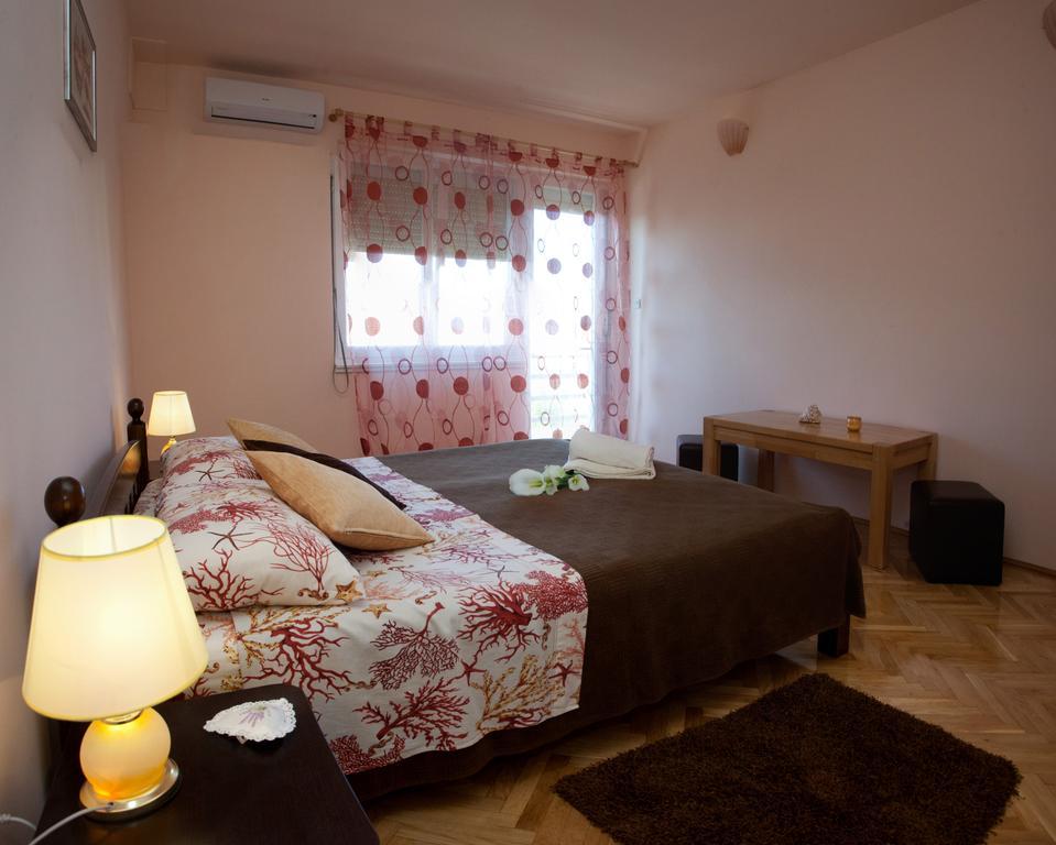 Apartments Beautiful Sandy Beach Σπλιτ Δωμάτιο φωτογραφία