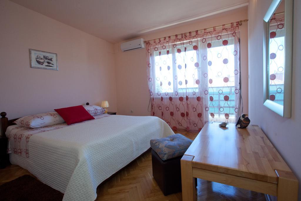 Apartments Beautiful Sandy Beach Σπλιτ Δωμάτιο φωτογραφία